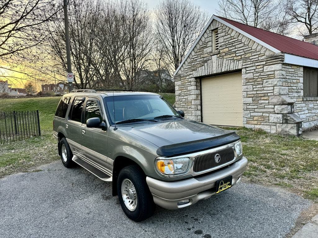 Mercury Mountaineer