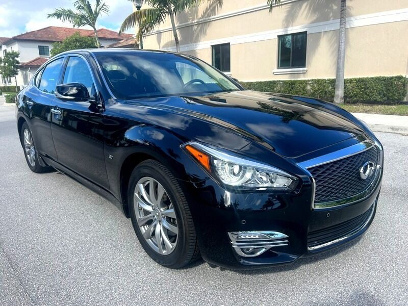 2018 INFINITI Q70