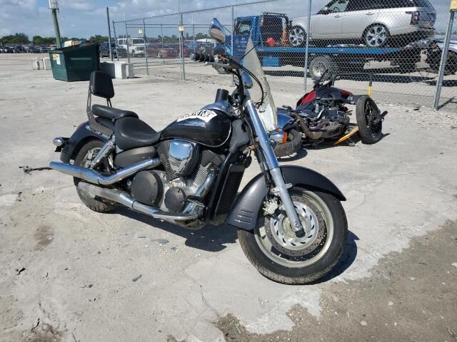 Honda VTX1300R