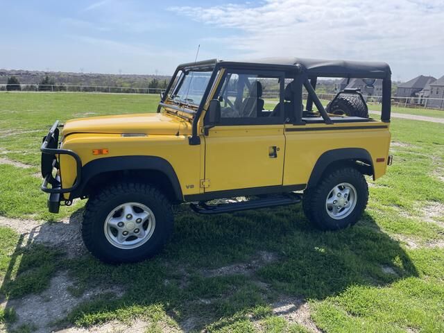 Land Rover Defender