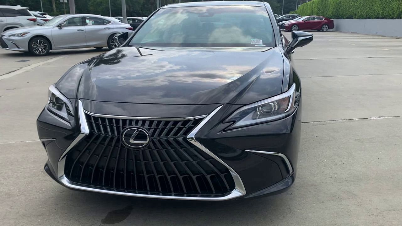 2024 Lexus ES