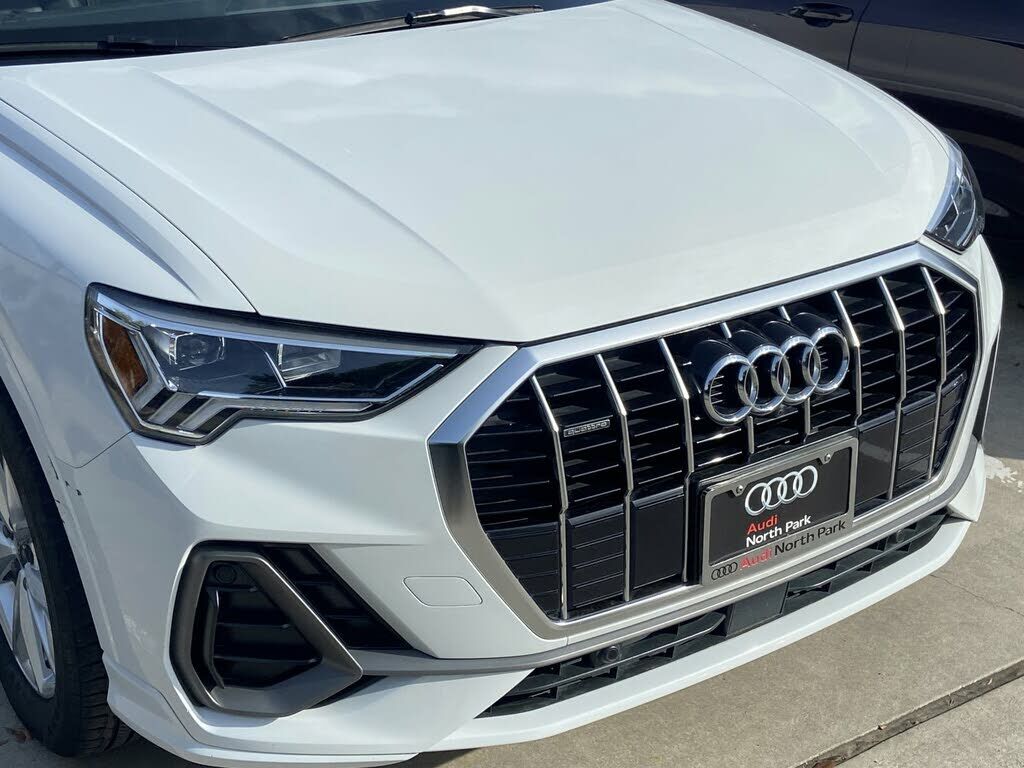 2022 Audi Q3
