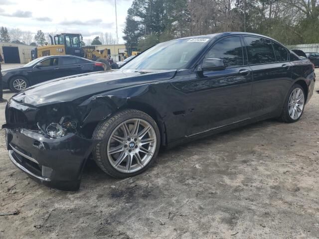 BMW 750i