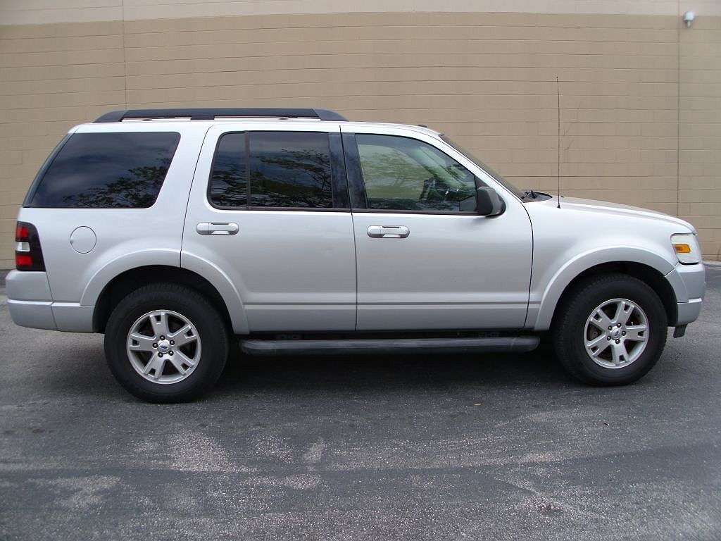 2010 FORD Explorer