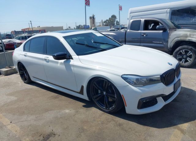 BMW 740i