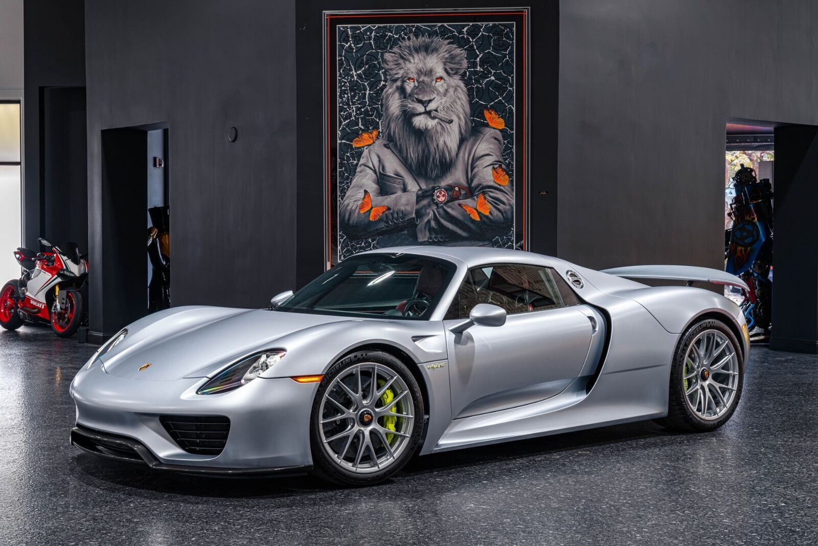 Porsche 918