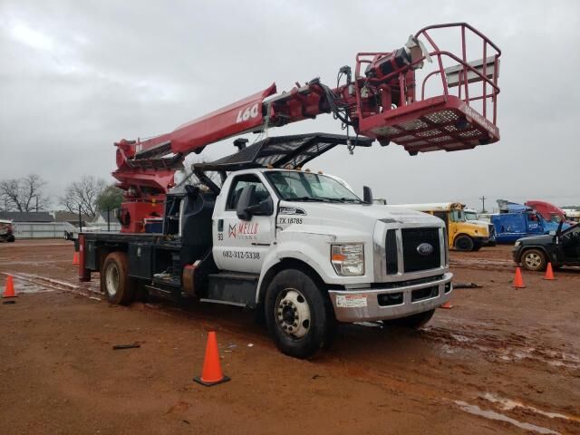 Ford F-750
