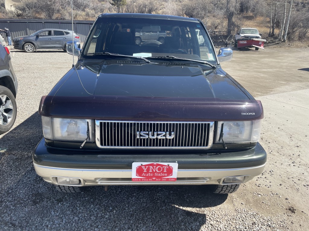Isuzu Trooper