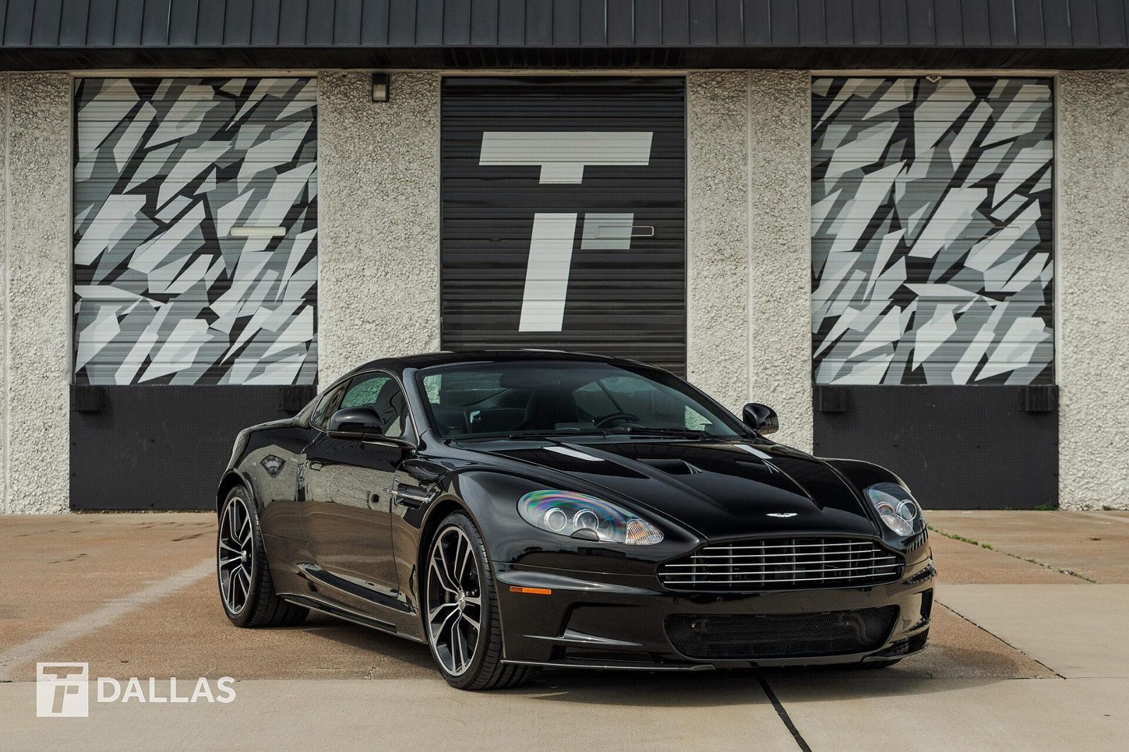 Aston Martin DBS