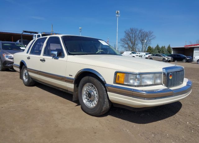 Lincoln Town Car