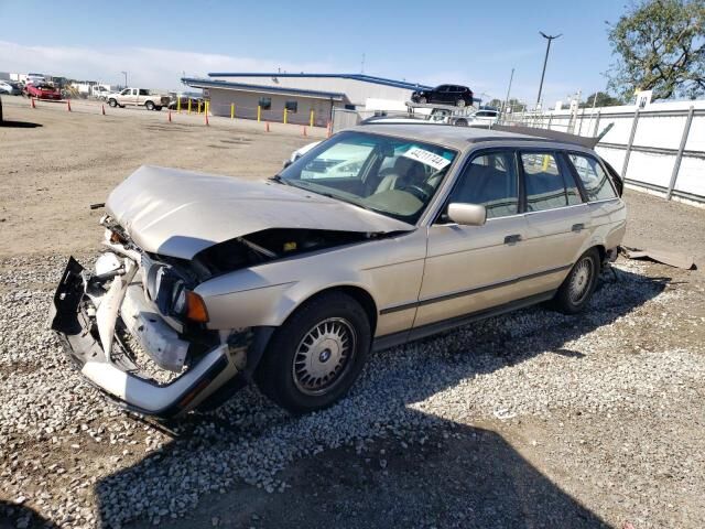 BMW 525i