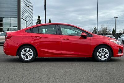 2019 CHEVROLET Cruze - VIN Decoder