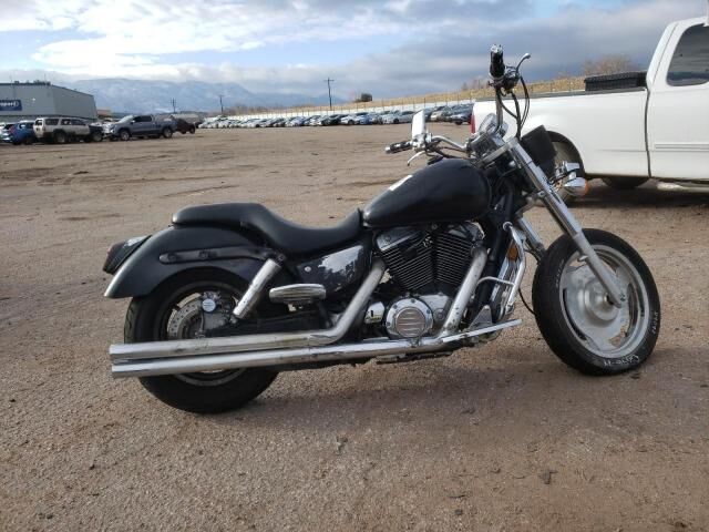Honda VT1100C2 (SHADOW SABRE)