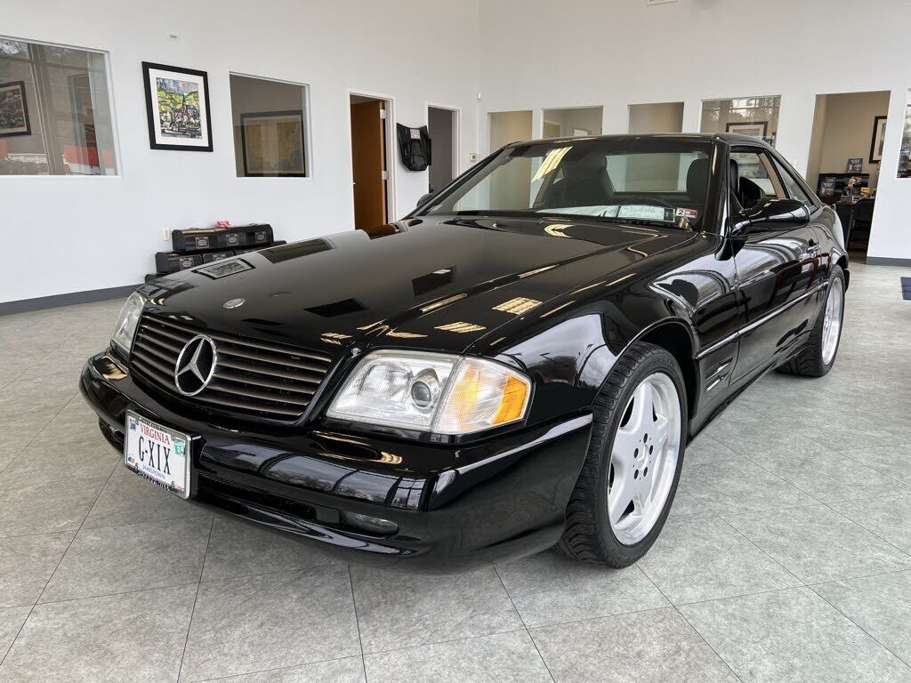 Mercedes-Benz SL-Class