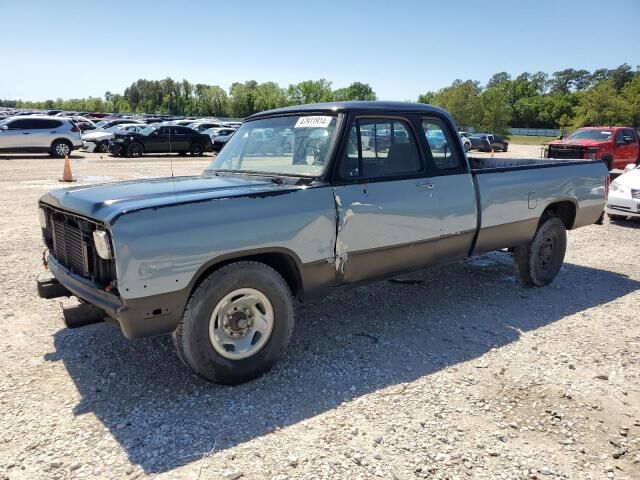 Dodge D-Series