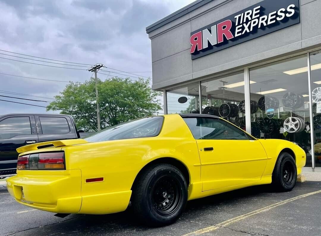 Pontiac Firebird