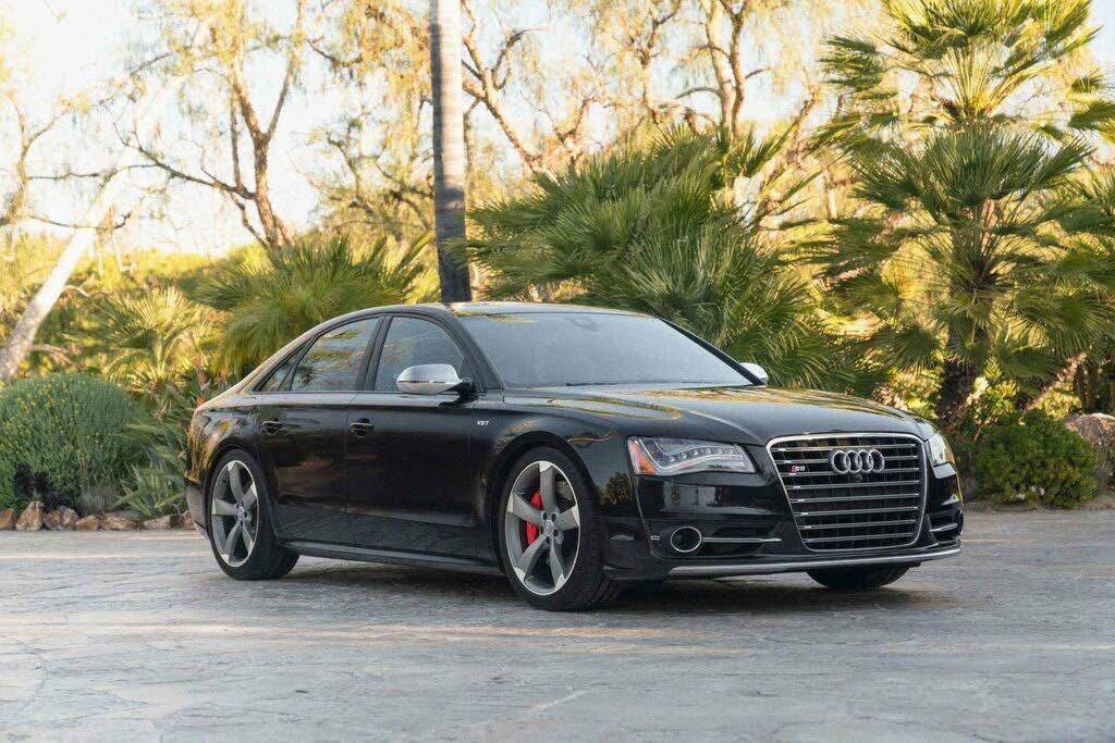 Audi S8