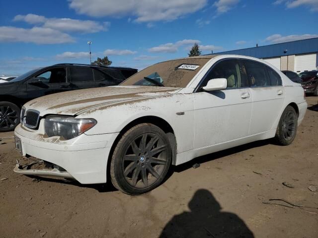 BMW 745i