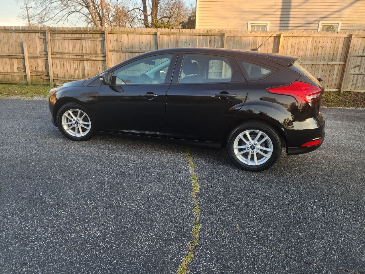 2017 FORD Focus