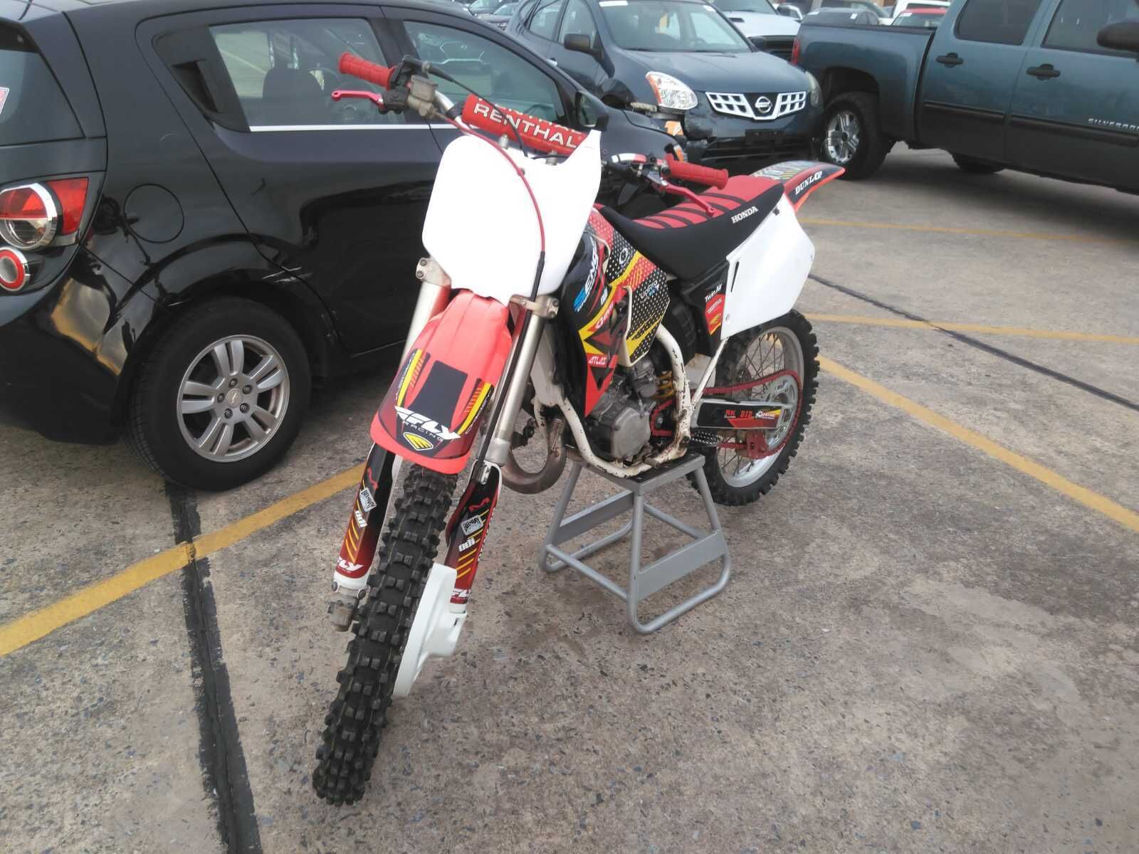 Honda CR125