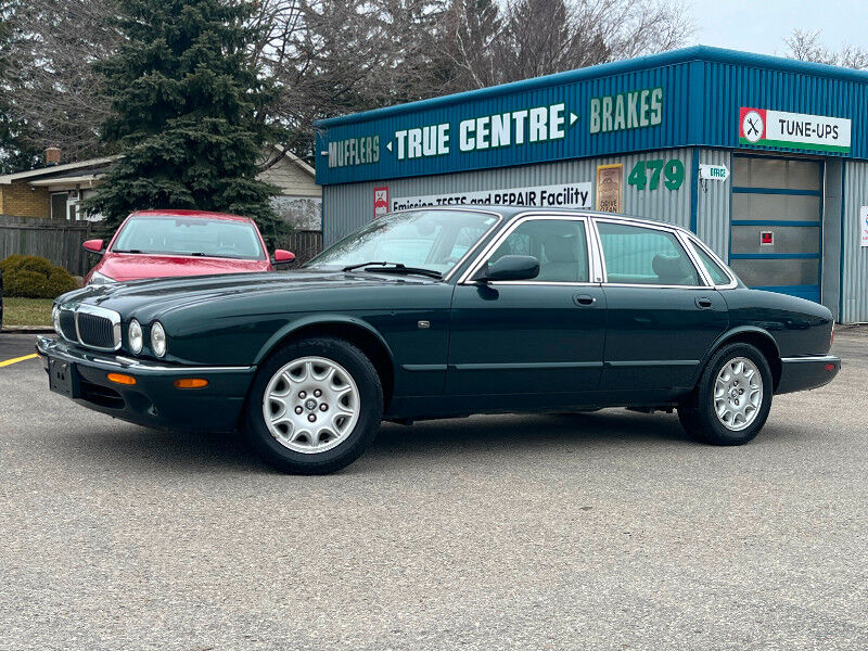 Jaguar XJ8