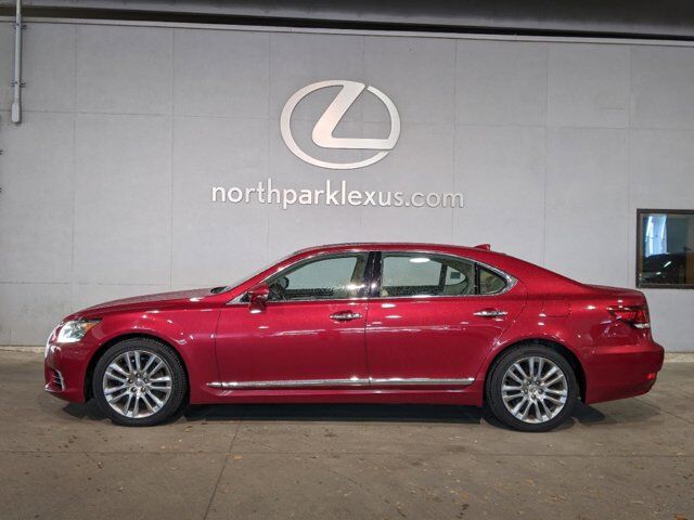 Lexus LS