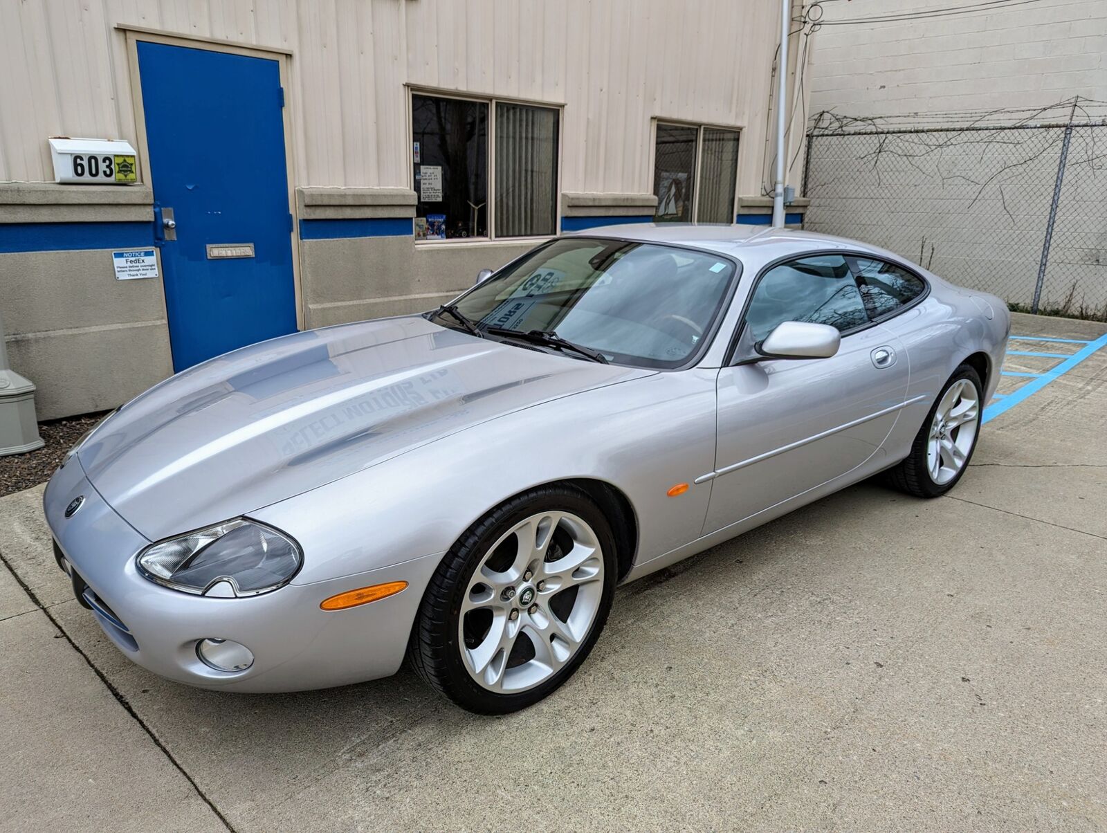 Jaguar XK8