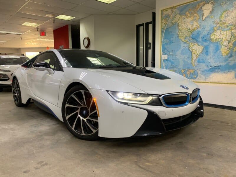 BMW i8