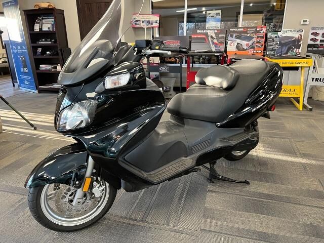 Suzuki AN650