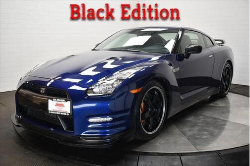 Nissan GT-R
