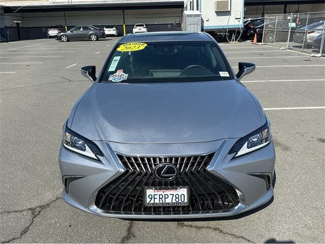 2023 Lexus ES