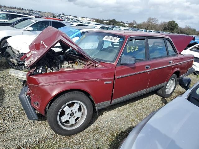 Volvo 240 Series