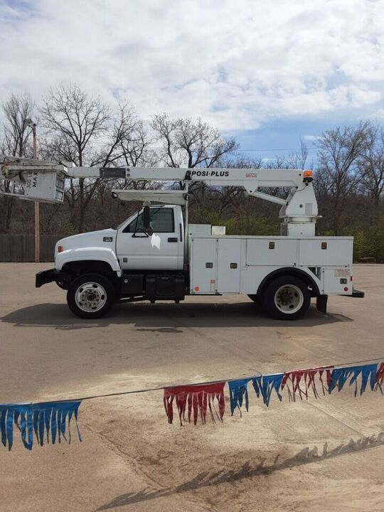 1999 GMC C7