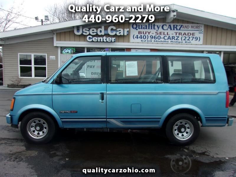 Chevrolet Astro Van
