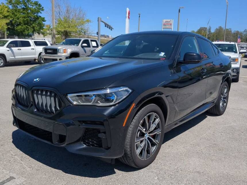 2022 BMW X6