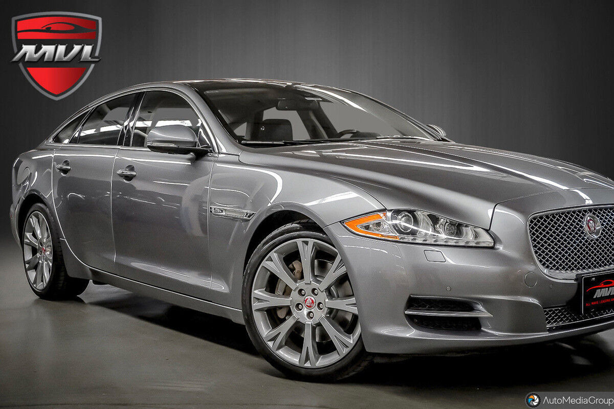 Jaguar XJ