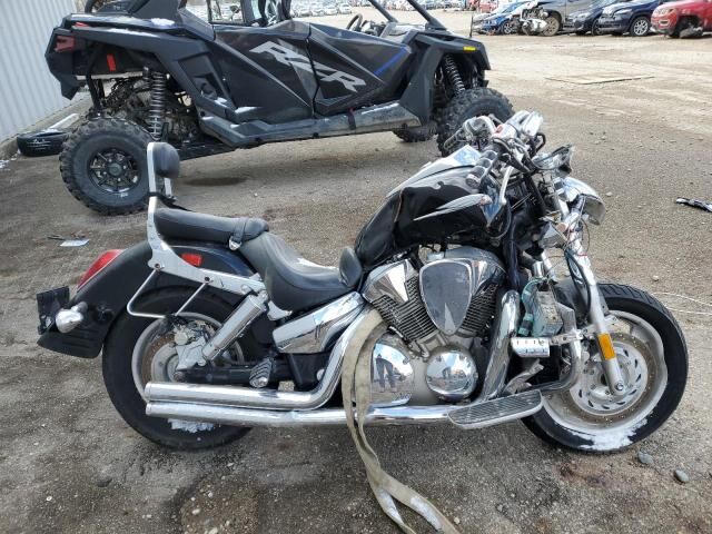 Honda VTX1300R