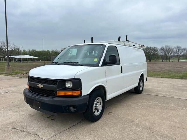 2011 CHEVROLET Express