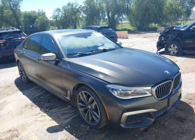 BMW M760i