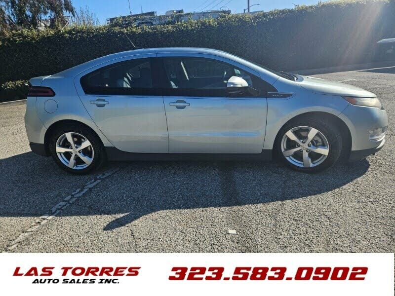 2011 CHEVROLET Volt