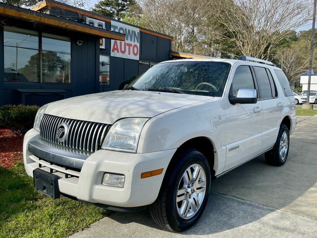 Mercury Mountaineer