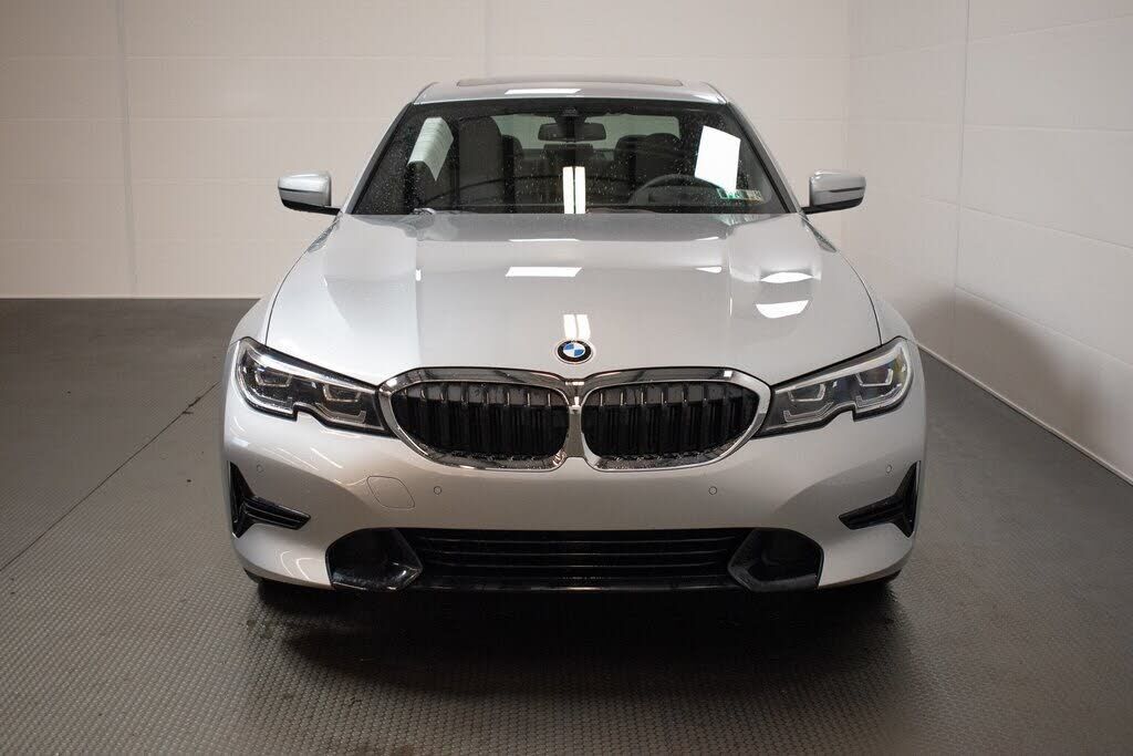 2021 BMW 330i
