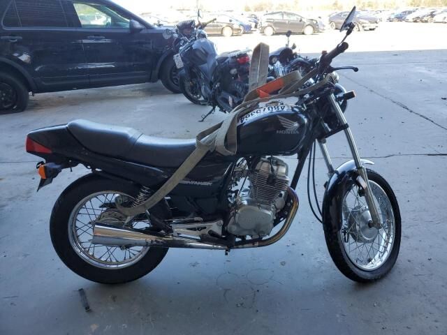 Honda CB250 (Nighthawk)