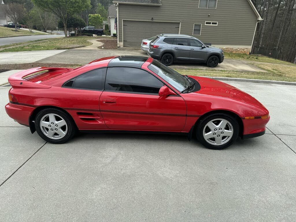 Toyota MR2