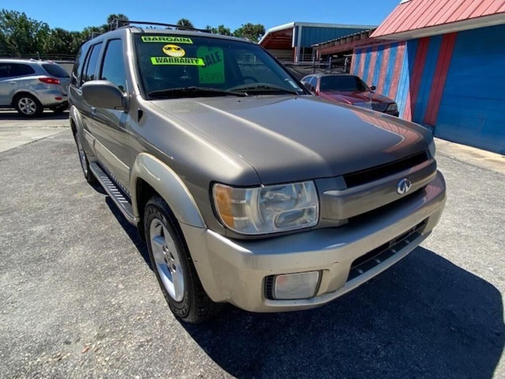 Infiniti QX4