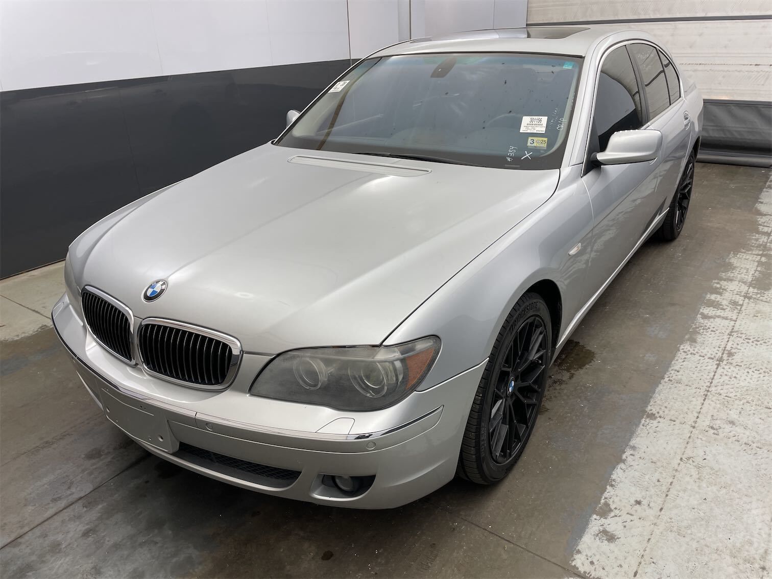 BMW 750i
