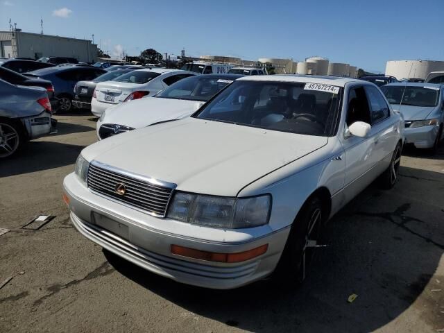 Lexus LS