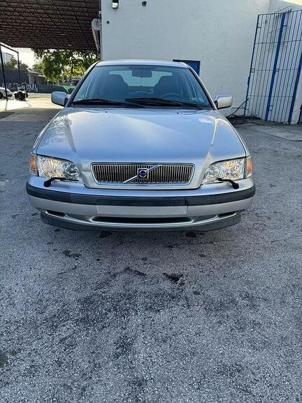 Volvo S40