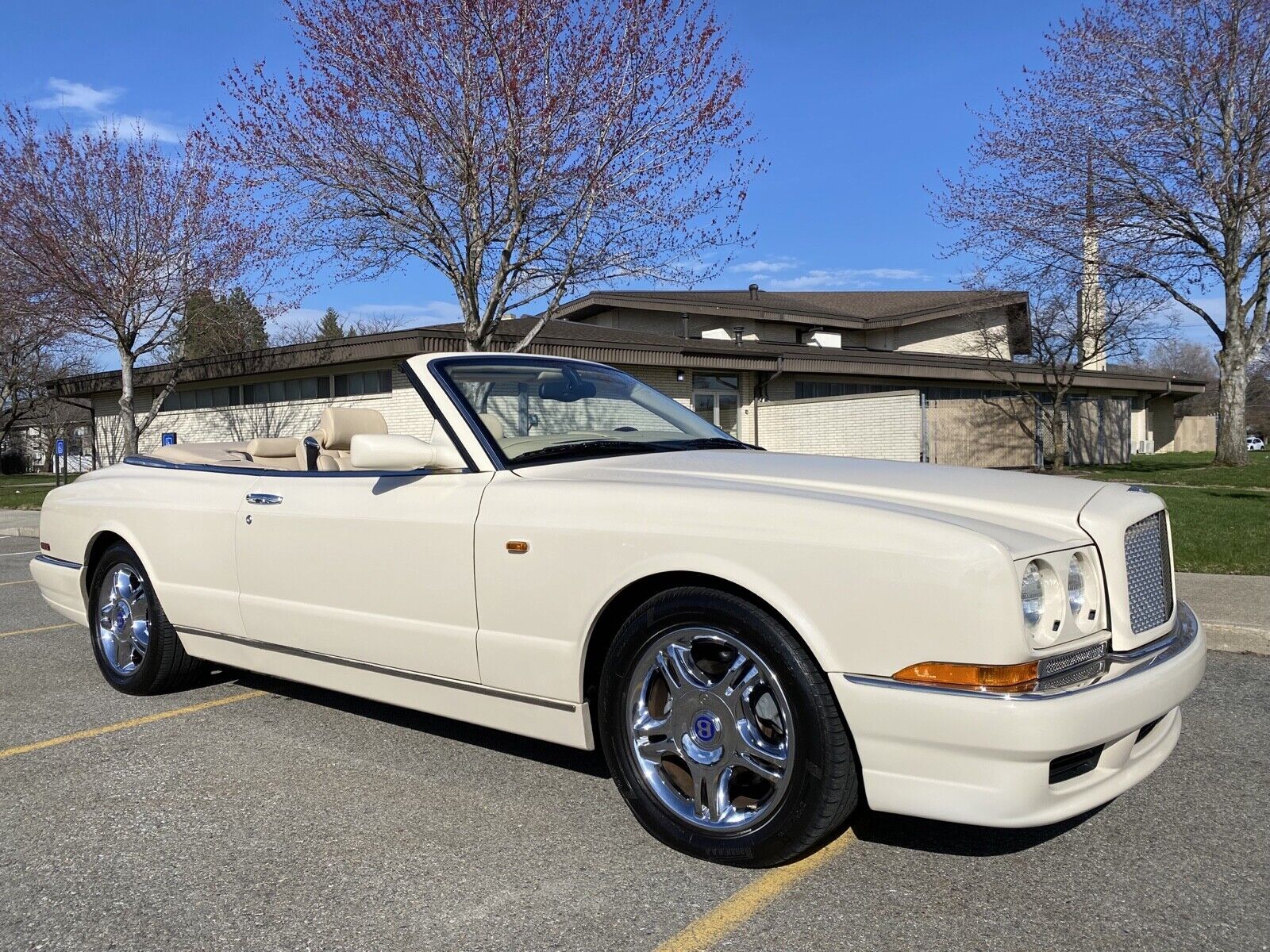 Bentley Azure