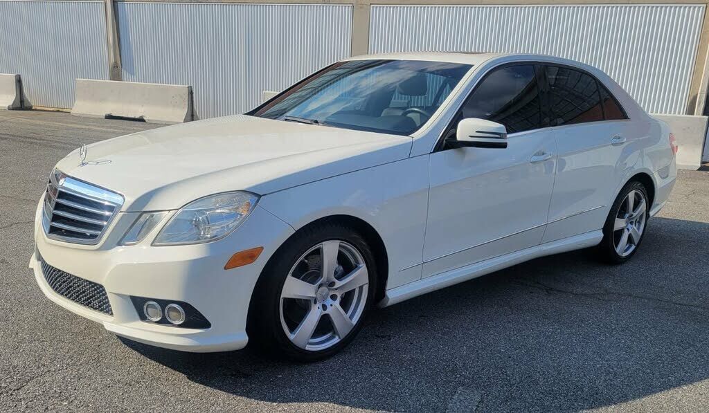 2010 Mercedes-Benz E-Class
